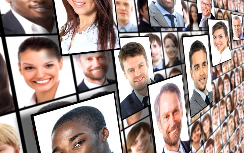 Antropologia del networking: ecco le abitudini “social” degli italiani online e offline