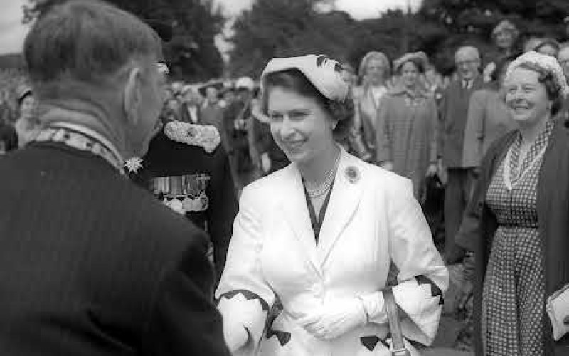 Google festeggia il Giubileo di Diamante della Regina Elisabetta