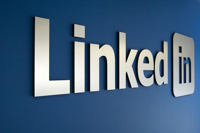 LinkedIn: nuove funzioni per le persone in cerca di lavoro, freelance e PMI