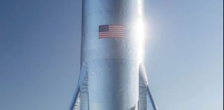 La prima missione con equipaggio di SpaceX rinviata a causa del maltempo