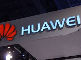 Huawei, altri dieci anni difficili secondo il fondatore