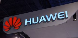 Huawei, altri dieci anni difficili secondo il fondatore