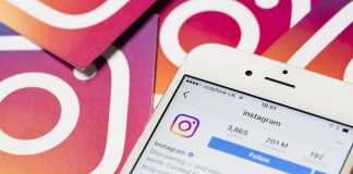 Instagram testa un adesivo per le donazoni nelle Storie