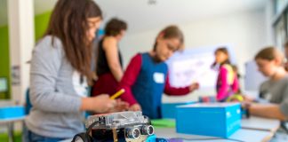 Grande successo per l'iniziativa di coding Meet and Code