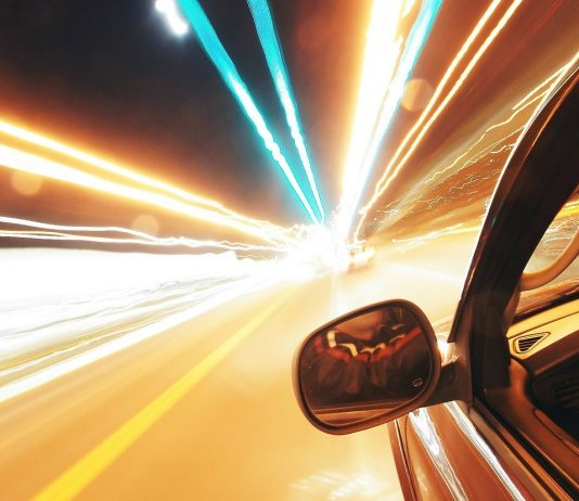 Kaspersky individua falle di sicurezza nei sistemi delle auto moderne