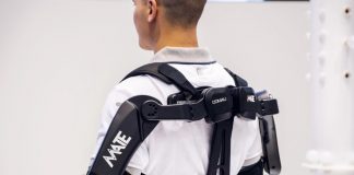 Comau progetta l'esoscheletro MATE per supportare gli operai