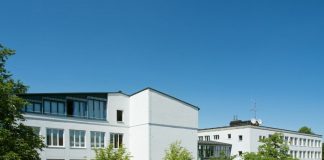 Rosenberger OSI realizza una rete dati ultramoderna nella scuola elementare e media di Erdweg