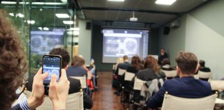 Tech meeting, come cambia il fashion dal virtuale al metaverso