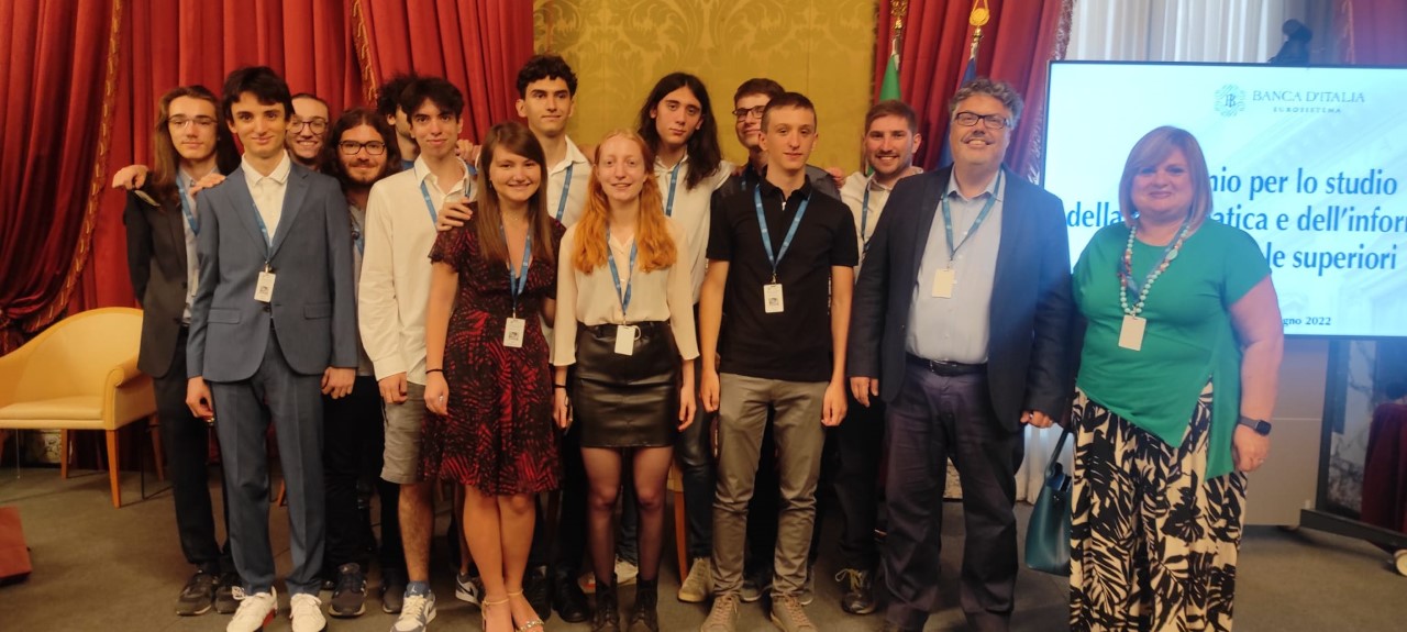 I vincitori delle Olimpiadi Italiane di Informatica si aggiudicano un percorso formativo presso Huawei I vincitori delle Olimpiadi Italiane di Informatica si aggiudicano un percorso formativo presso Huawei