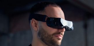 Beyond è il più piccolo visore VR al mondo