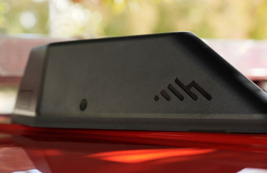 Cradlepoint amplia la sua offerta 5G con l'innovativo "router sul tetto" per veicoli