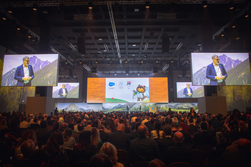 salesforce world tour milan