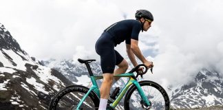 Con Horsa For, Bianchi pedala all’estero e non solo