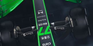 Il team di F1 Stake Kick Sauber corre con il Wi-Fi ad alta velocità 6E di Extreme Networks