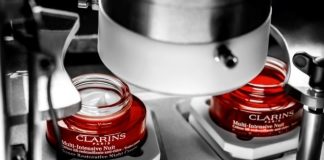 Clarins collabora con Dassault Systèmes per raggiungere nuovi livelli di efficienza nei suoi due siti produttivi francesi