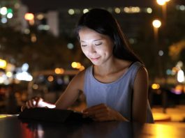 Ricerca di Cisco e OCSE rivela profondi divari generazionali e geografici nell'adozione dell'AI