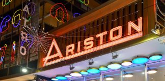 Dal palco al database. Ecco cosa succede davvero quando un’azienda va a Sanremo