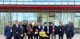 La V Commissione Territorio, Infrastrutture e Mobilità della Regione Lombardia in visita al Data Center Equinix di Settimo Milanese