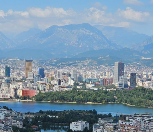 Mechinno apre una filiale a Tirana