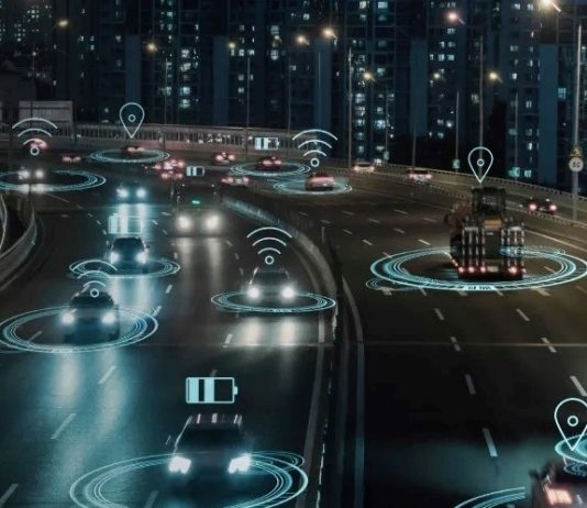 Auto trasformate in computer, data center ancora edifici: il paradosso dell’era digitale