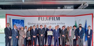FUJIFILM posa la prima pietra del nuovo Centro Europeo di Training per l’Endoscopia a Milano FUJIFILM posa la prima pietra del nuovo Centro Europeo di Training per l’Endoscopia a Milano